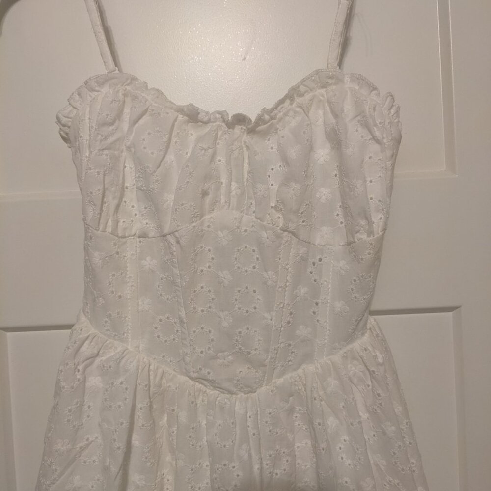 Eyelet white dress - Picture 3 of 4